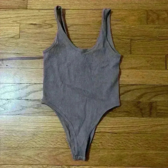 Tan ribbed bodysuit - Picture 1 of 1